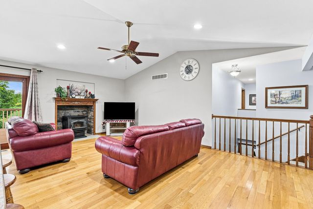 2436 S Henderson Road, Davison Twp, MI 48423