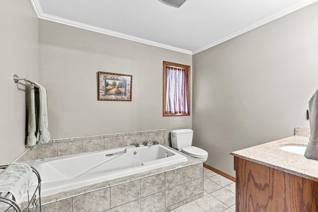 2436 S Henderson Road, Davison Twp, MI 48423
