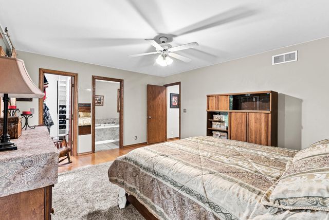 2436 S Henderson Road, Davison Twp, MI 48423