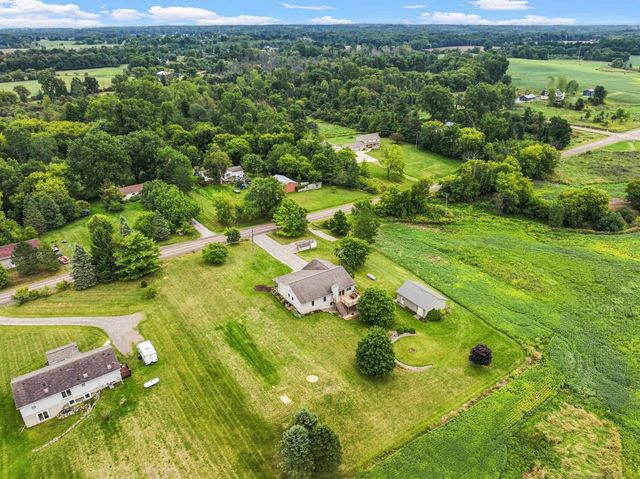 2436 S Henderson Road, Davison Twp, MI 48423