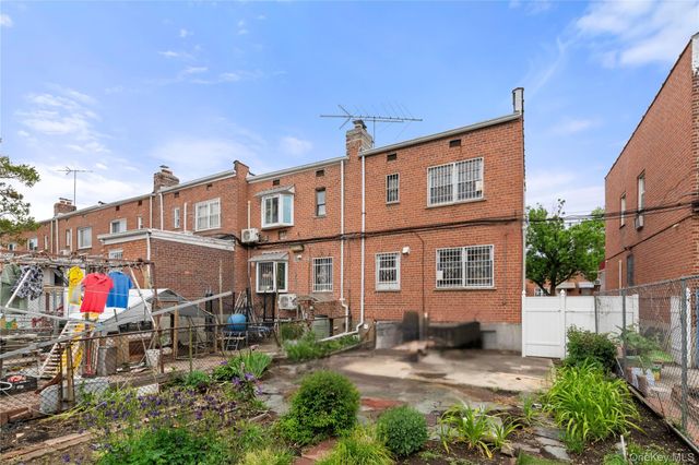 15320 58th Avenue, Flushing, NY 11355