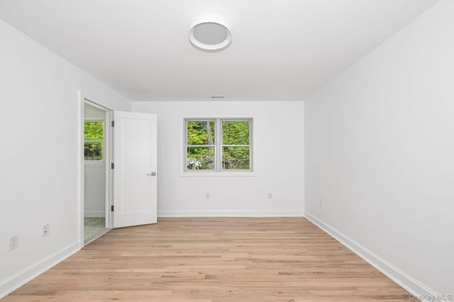 24 Country Road, Mamaroneck, NY 10543
