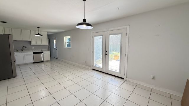 6 NW Chelsea Drive, Fort Walton Beach, FL 32547