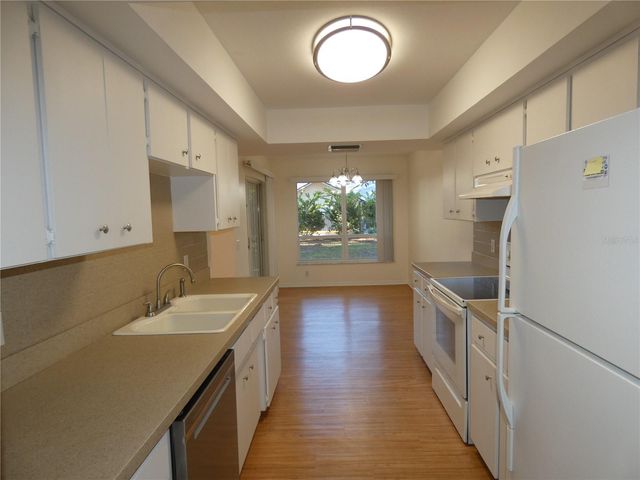 19181 SW 90TH LANE ROAD, Dunnellon, FL 34432