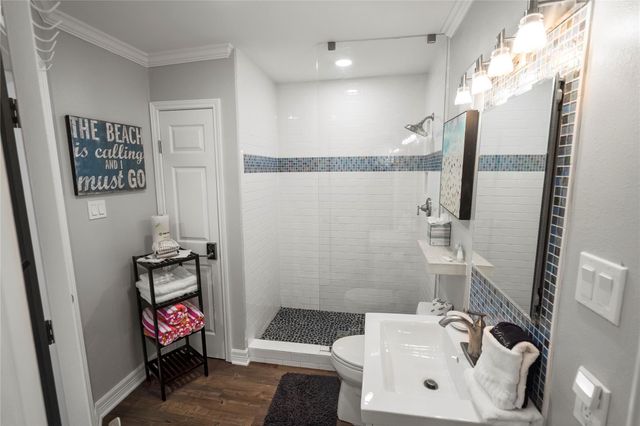 9520 Seawall Boulevard 308, Galveston, TX 77554