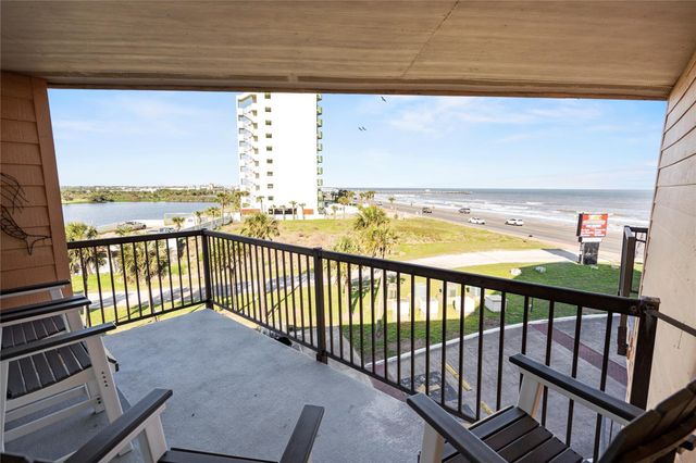 9520 Seawall Boulevard 308, Galveston, TX 77554