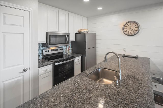 9520 Seawall Boulevard 308, Galveston, TX 77554