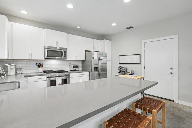 5616 S 1st ST 13, Austin, TX 78745