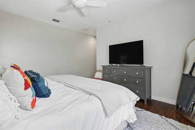 5616 S 1st ST 13, Austin, TX 78745