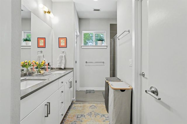 5616 S 1st ST 13, Austin, TX 78745