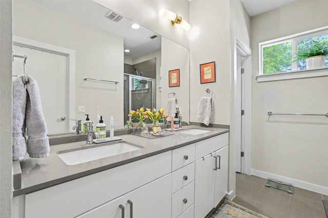 5616 S 1st ST 13, Austin, TX 78745