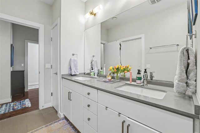 5616 S 1st ST 13, Austin, TX 78745