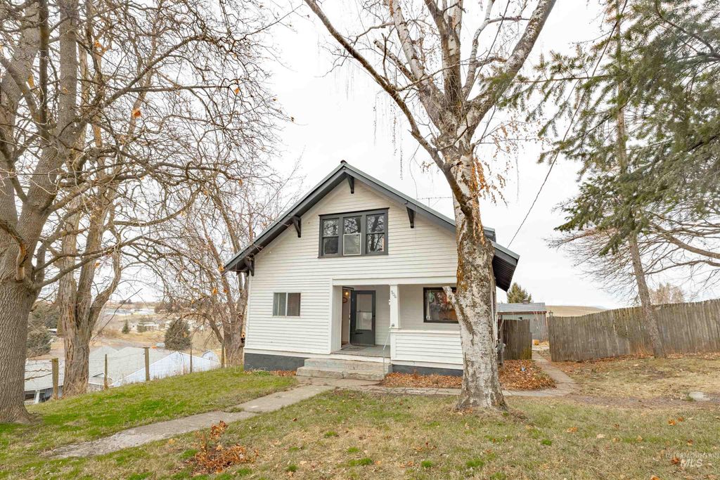 306 W Hazel, Genesee, ID 83832