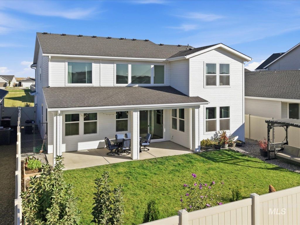 6305 W Parachute Dr, Meridian, ID 83646 photo 4