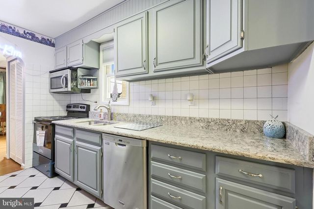2426 PLAINFIELD RD, Baltimore, MD 21222