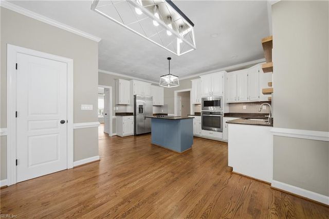 313 Sweetbay DR, Chesapeake, VA 23322