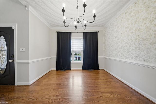 313 Sweetbay DR, Chesapeake, VA 23322