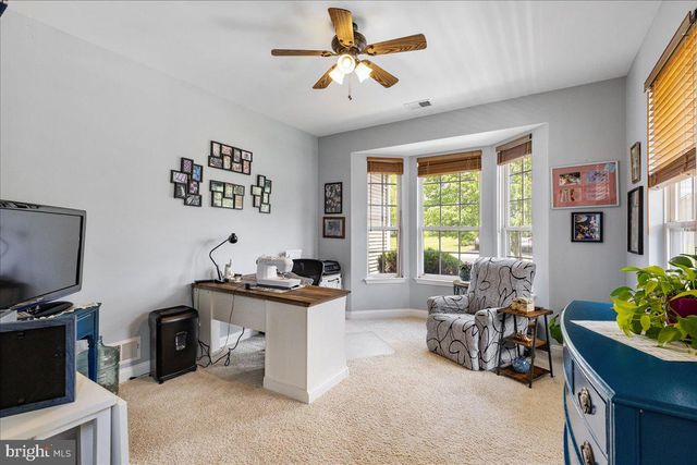 10 FITZGERALD LN, Columbus, NJ 08022