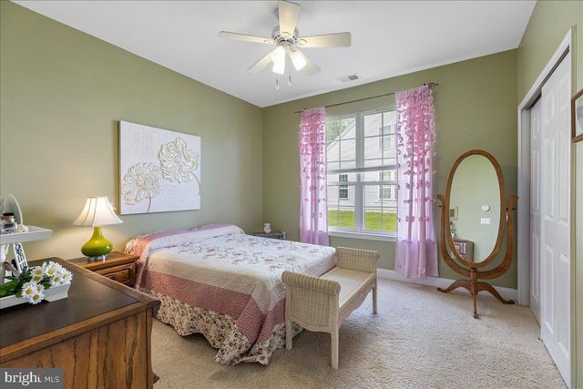 10 FITZGERALD LN, Columbus, NJ 08022