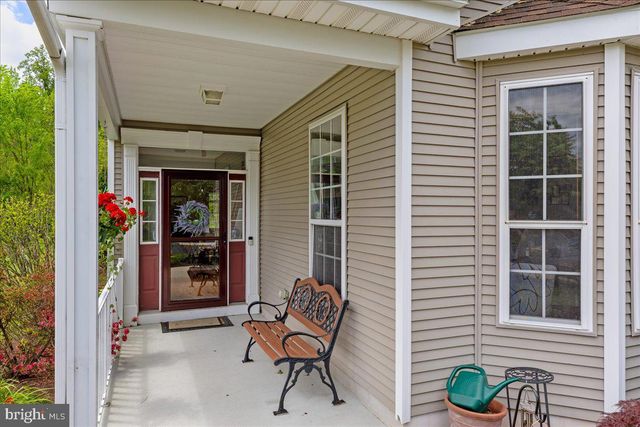 10 FITZGERALD LN, Columbus, NJ 08022
