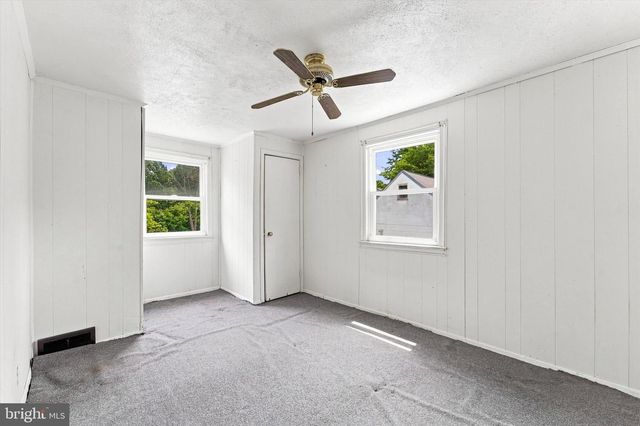 623 ACORN ST, Philadelphia, PA 19128