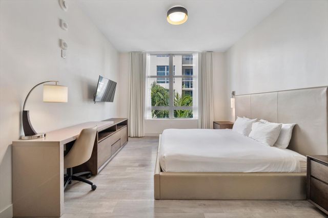 777 N Ocean Drive Unit S404, Hollywood, FL 33019
