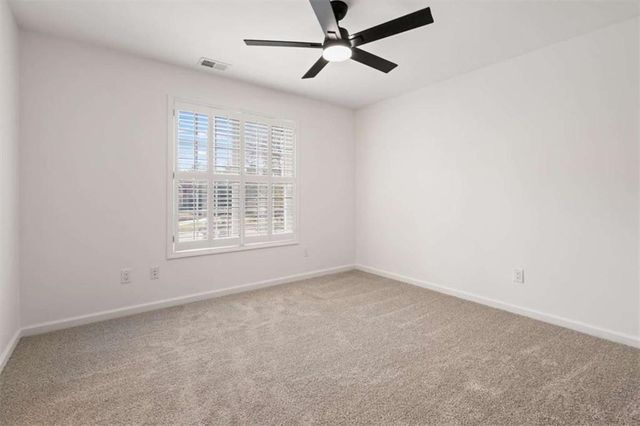 304 Pinehurst Way, Carrollton, GA 30116
