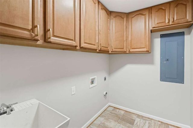 304 Pinehurst Way, Carrollton, GA 30116