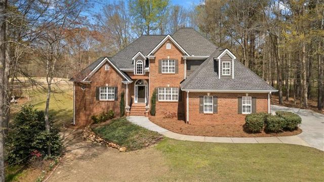 304 Pinehurst Way, Carrollton, GA 30116