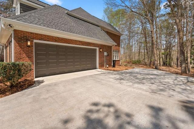 304 Pinehurst Way, Carrollton, GA 30116