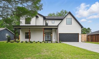 1224 S Pine Street, Grapevine, TX 76051