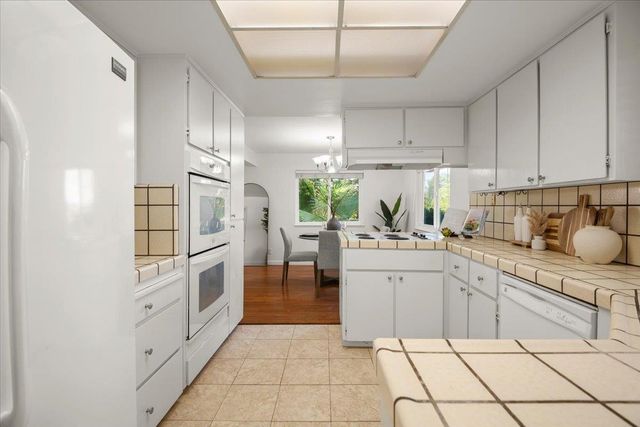 16900 Gallop Drive, Morgan Hill, CA 95037
