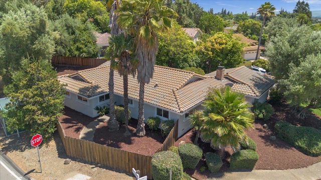 16900 Gallop Drive, Morgan Hill, CA 95037