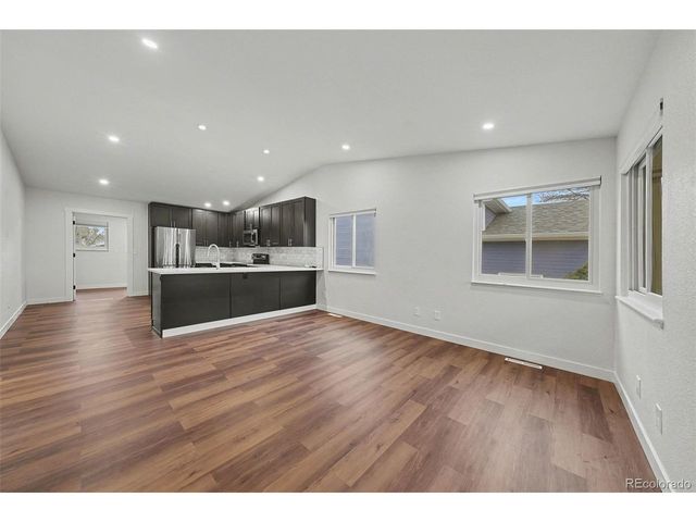 150 Donovan Ct, Longmont, CO 80501