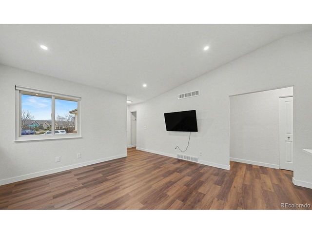 150 Donovan Ct, Longmont, CO 80501