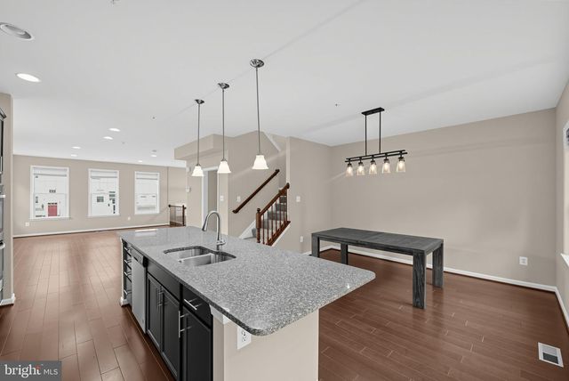 7524 HOLLY RIDGE DR, Glen Burnie, MD 21060