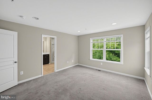 7524 HOLLY RIDGE DR, Glen Burnie, MD 21060