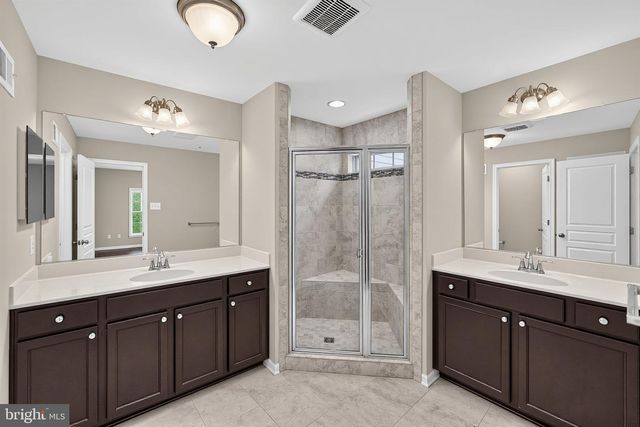 7524 HOLLY RIDGE DR, Glen Burnie, MD 21060