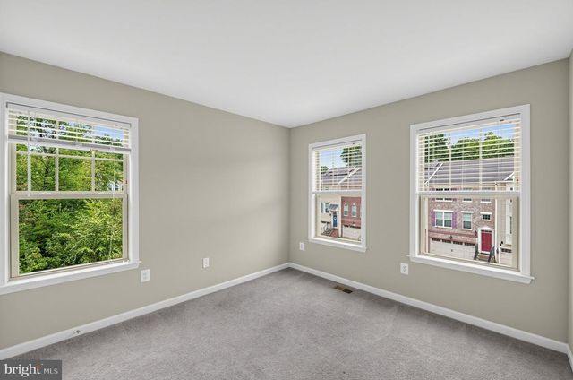7524 HOLLY RIDGE DR, Glen Burnie, MD 21060