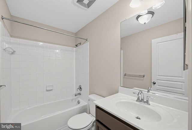7524 HOLLY RIDGE DR, Glen Burnie, MD 21060