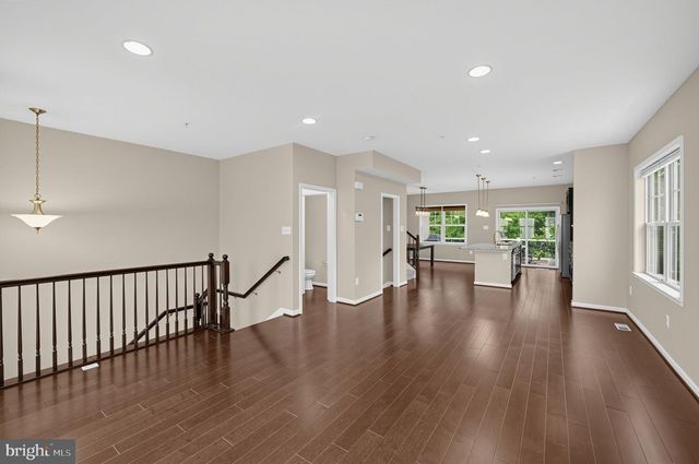 7524 HOLLY RIDGE DR, Glen Burnie, MD 21060