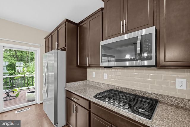 7524 HOLLY RIDGE DR, Glen Burnie, MD 21060