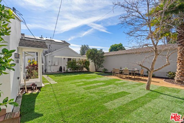 6501 W 83rd Street, Los Angeles, CA 90045