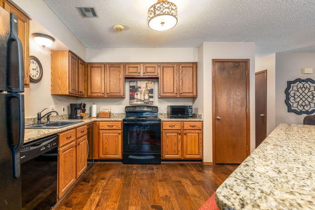 30310 S 562 Road 16, Monkey Island, OK 74331