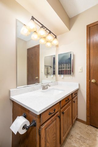 30310 S 562 Road 16, Monkey Island, OK 74331