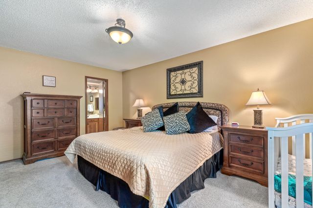 30310 S 562 Road 16, Monkey Island, OK 74331