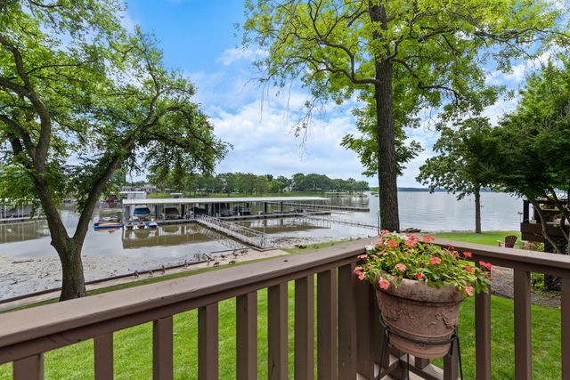 30310 S 562 Road 16, Monkey Island, OK 74331