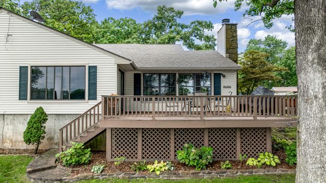 30310 S 562 Road 16, Monkey Island, OK 74331