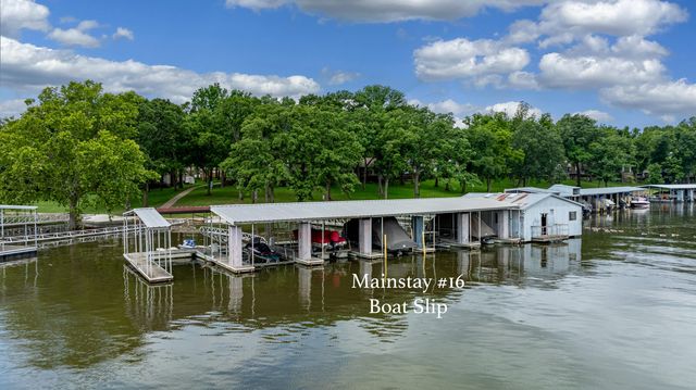 30310 S 562 Road 16, Monkey Island, OK 74331