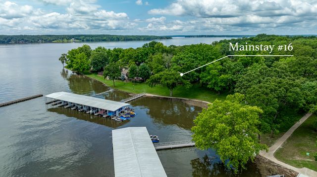 30310 S 562 Road 16, Monkey Island, OK 74331